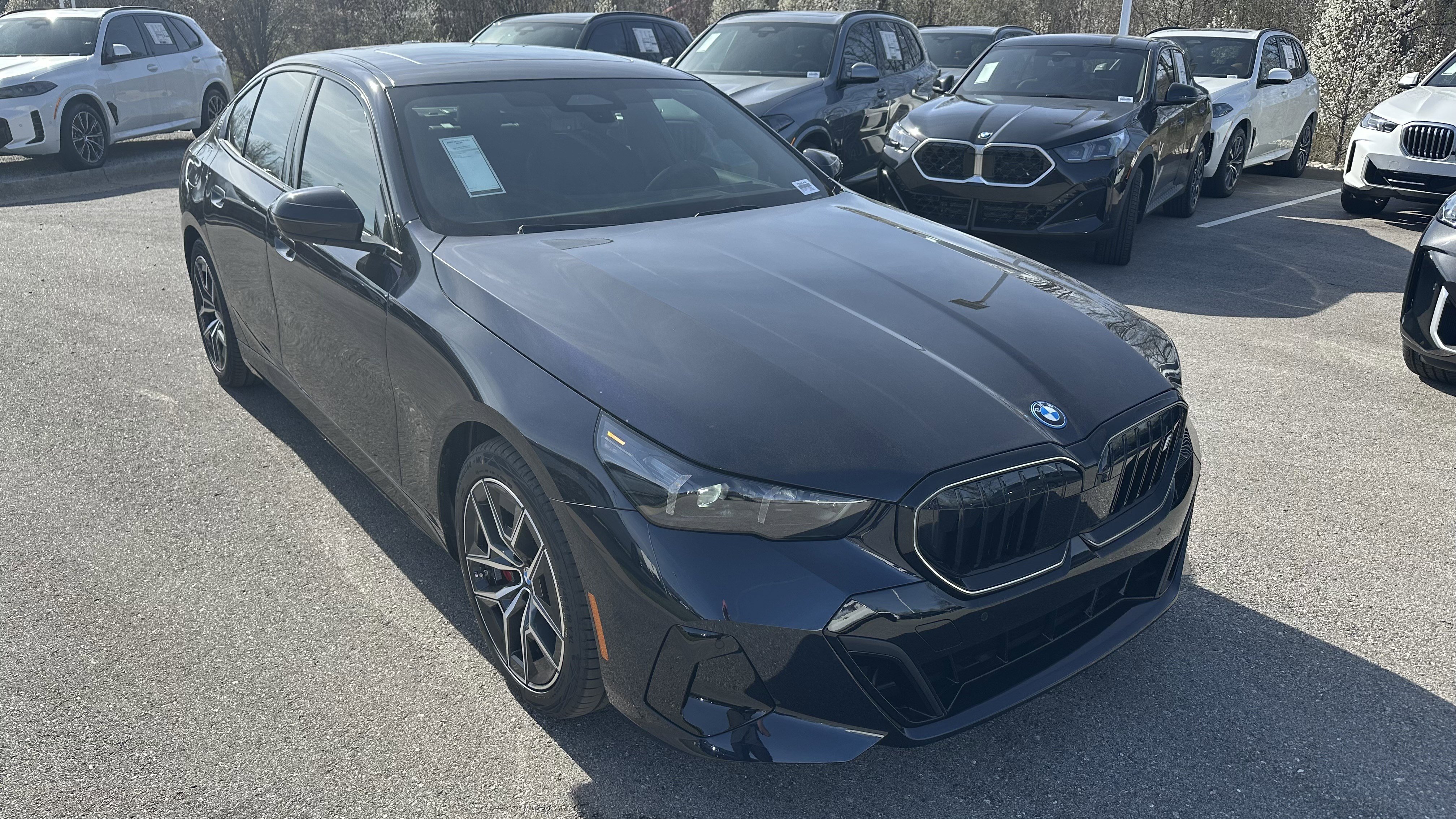 New 2026 BMW i5 eDrive40 w/ M Sport Package image 2