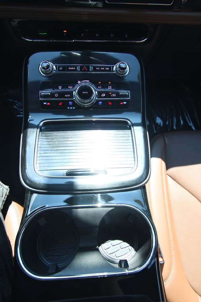 Used 2023 Lincoln Nautilus Reserve w/ Equipment Group 201A AWD/4WD image 26