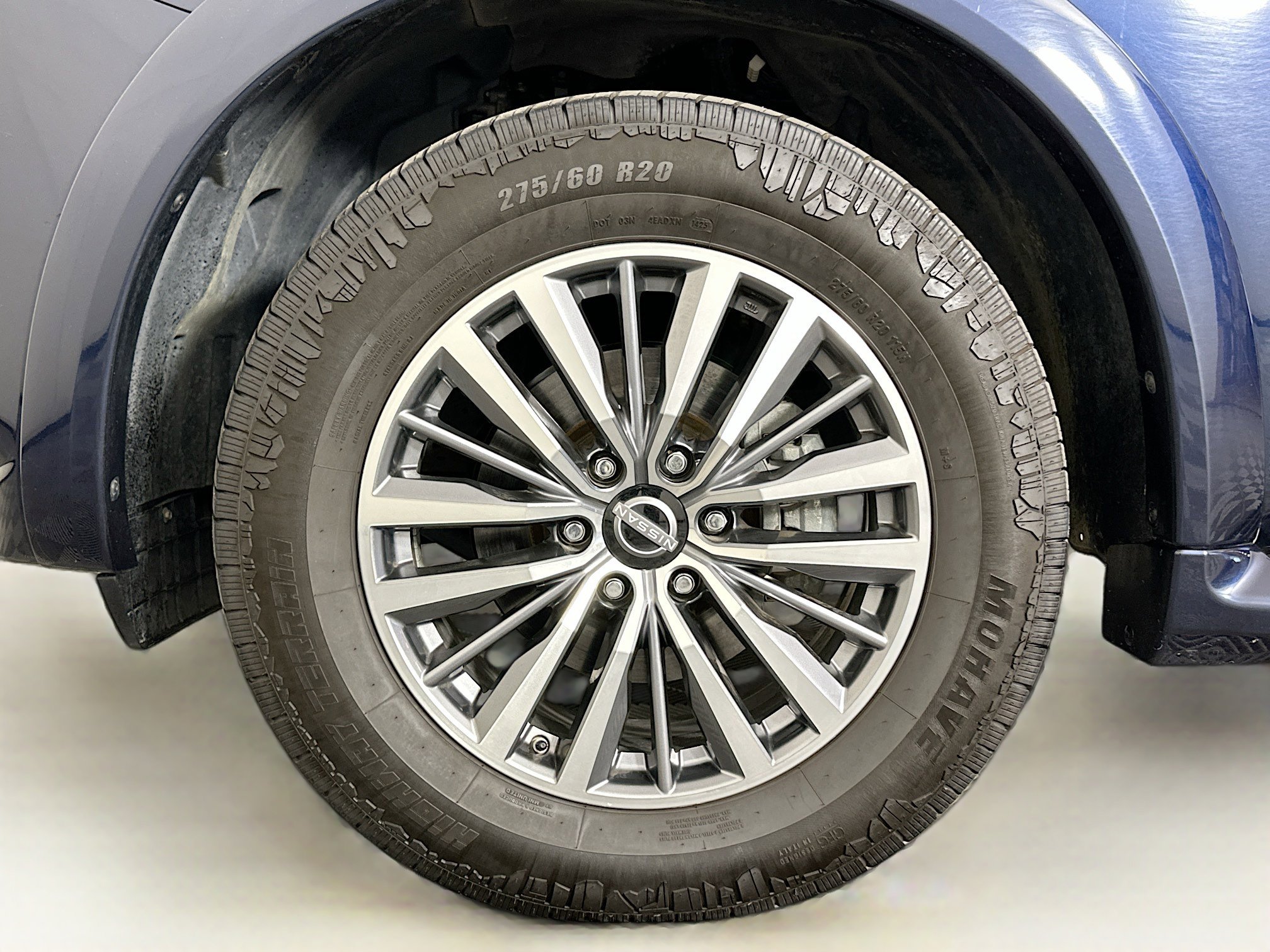 Used 2022 Nissan Armada SL w/ Captain's Chairs Package AWD/4WD image 11