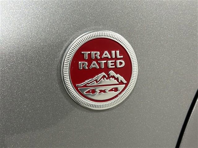 Used 2021 Jeep Cherokee Trailhawk image 29