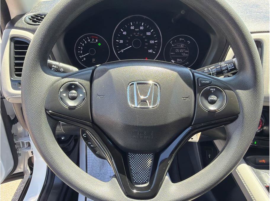 Used 2017 Honda HR-V LX image 7
