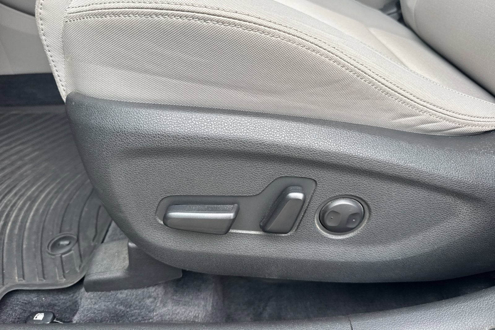 Used 2017 Hyundai Tucson SE image 13