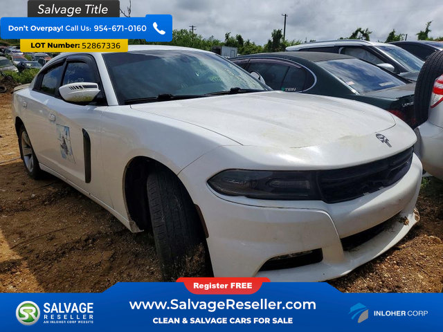 Used 2016 Dodge Charger SXT RWD image 5