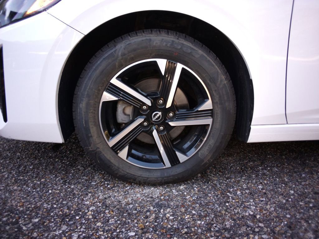 Certified 2024 Nissan Sentra SV image 27