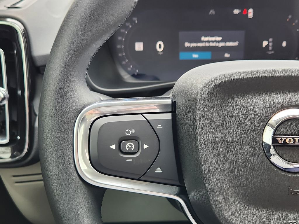 New 2026 Volvo XC40 B5 Plus w/ Protection Package Premier image 17