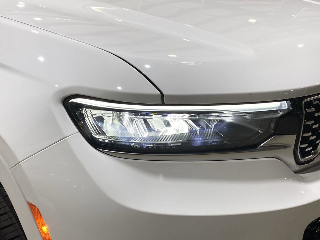 Used 2025 Jeep Grand Cherokee L Summit image 21