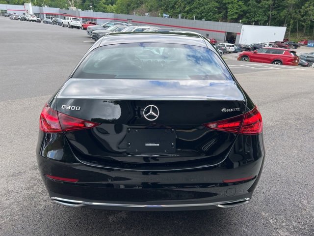 Used 2024 Mercedes-Benz C 300 4MATIC Sedan image 4