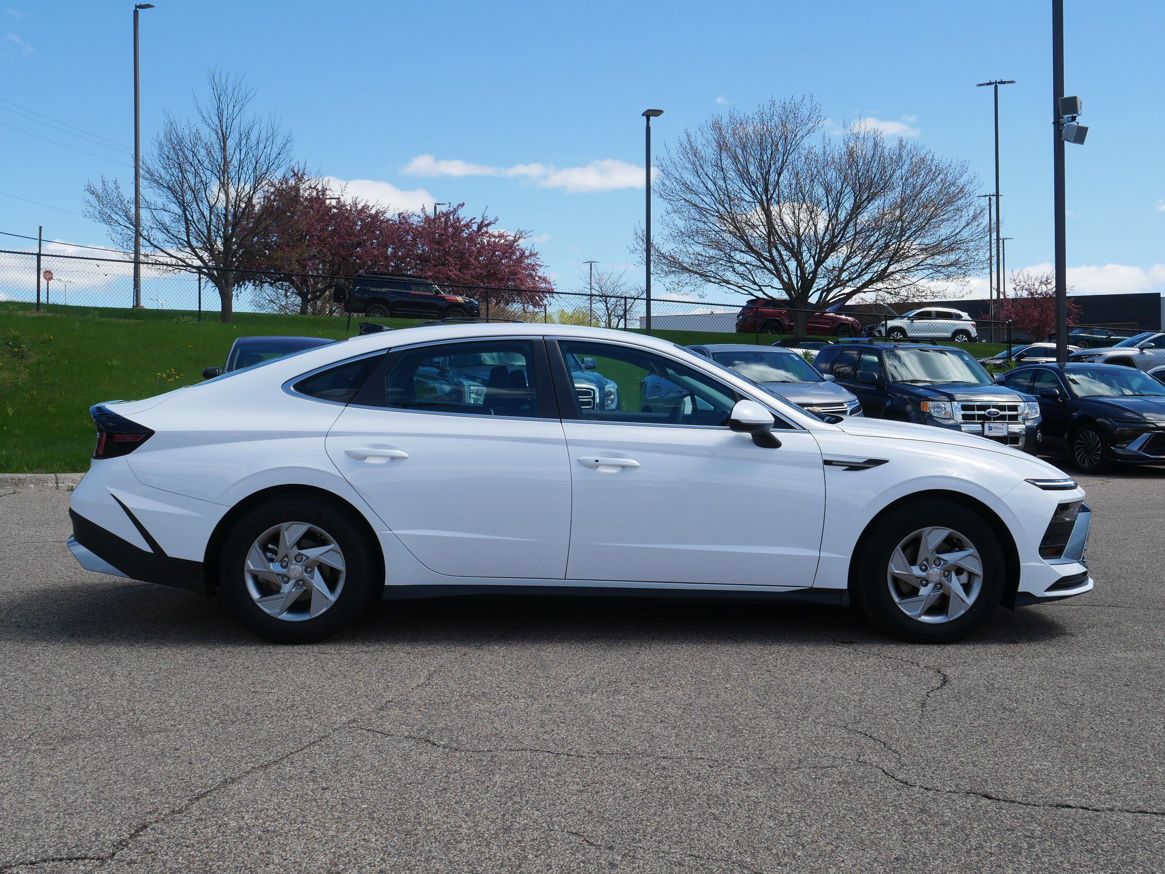 Certified 2025 Hyundai Sonata SE FWD image 5