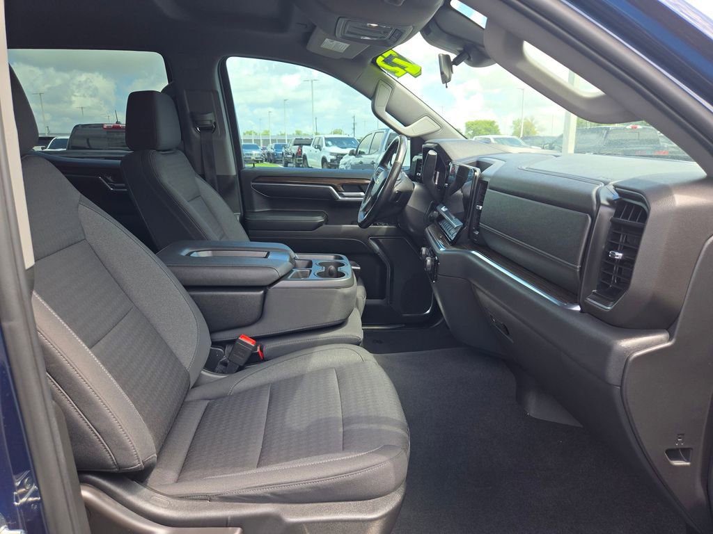 Used 2022 Chevrolet Silverado 1500 LT RWD image 23