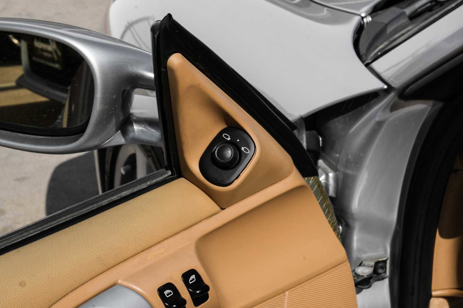 Used 2006 Porsche Cayman S image 37