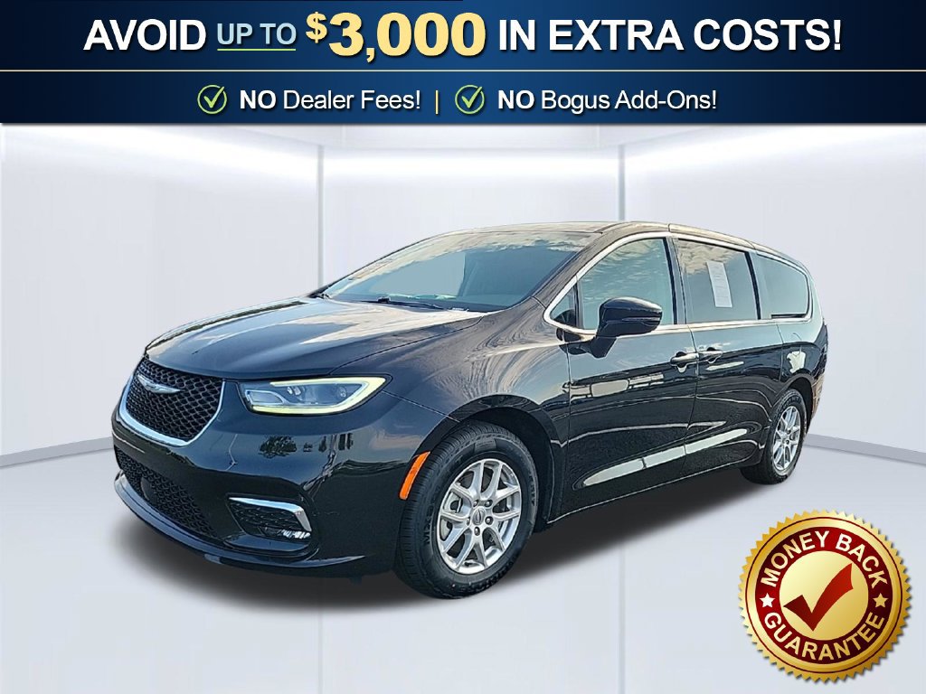 Used 2024 Chrysler Pacifica Touring-L FWD 360° Tour