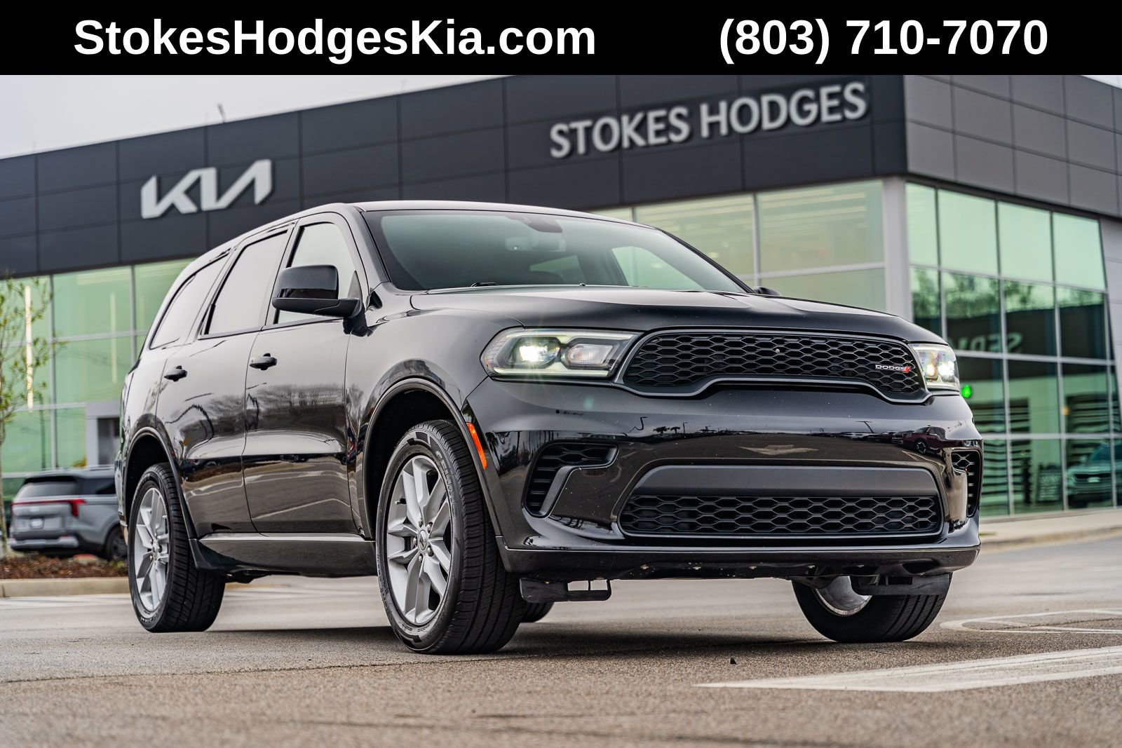 Used 2023 Dodge Durango GT image 1