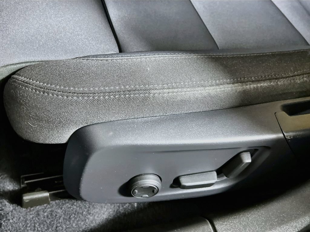 Used 2021 Polestar Polestar 2 w/ Performance Package AWD/4WD image 18