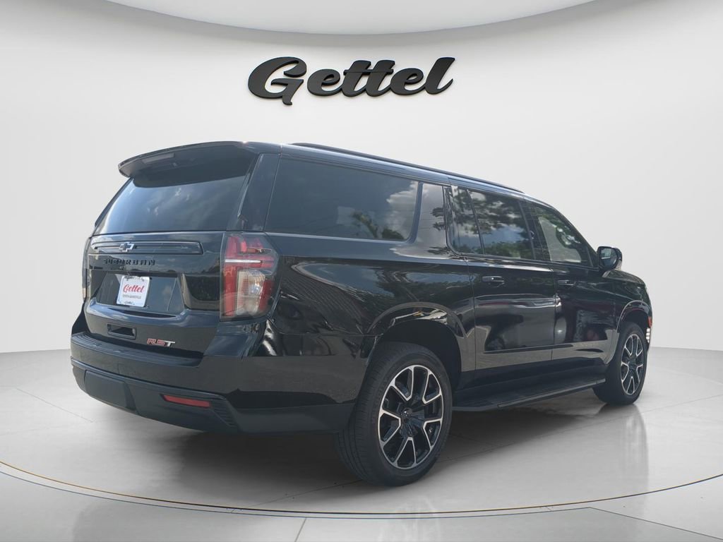 Used 2024 Chevrolet Suburban RST RWD image 5