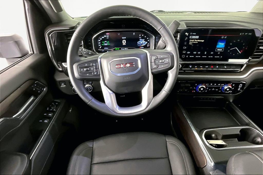 Used 2024 GMC Sierra 2500 SLT w/ SLT Premium Package image 9