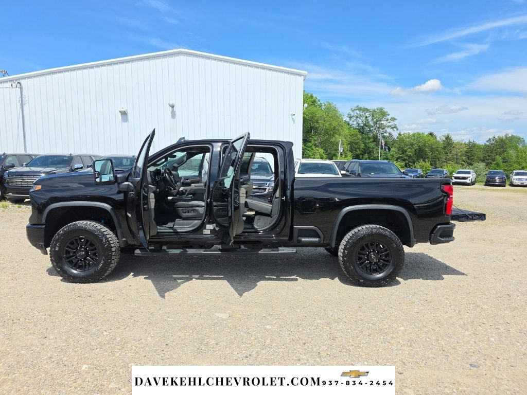 Used 2026 Chevrolet Silverado 2500 ZR2 AWD/4WD image 32