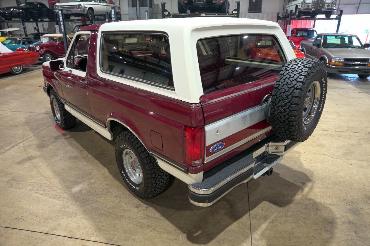 Used 1990 Ford Bronco XLT 2dr 4WD SUV image 27