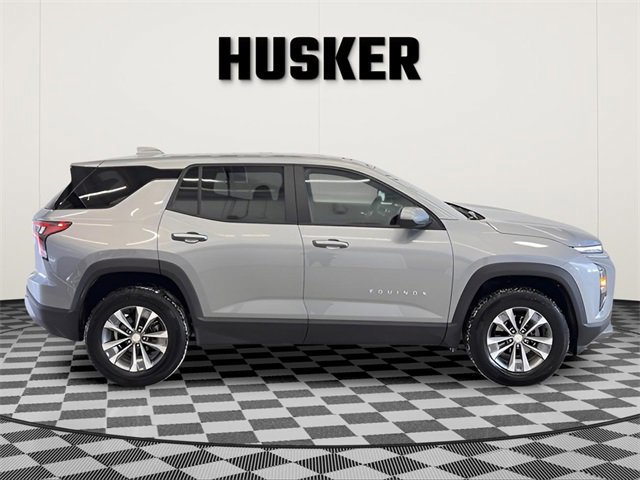 Certified 2025 Chevrolet Equinox LT image 2