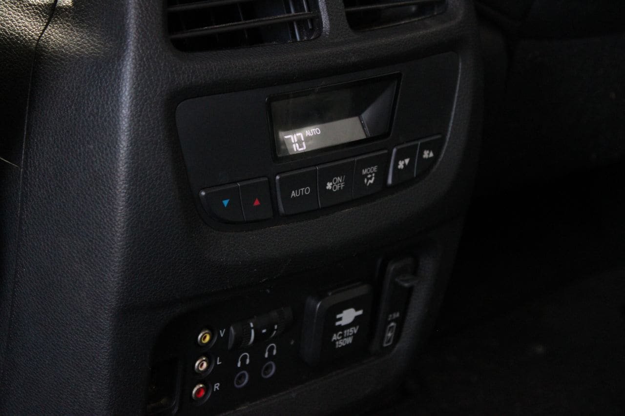 Used 2017 Honda Pilot Touring image 20