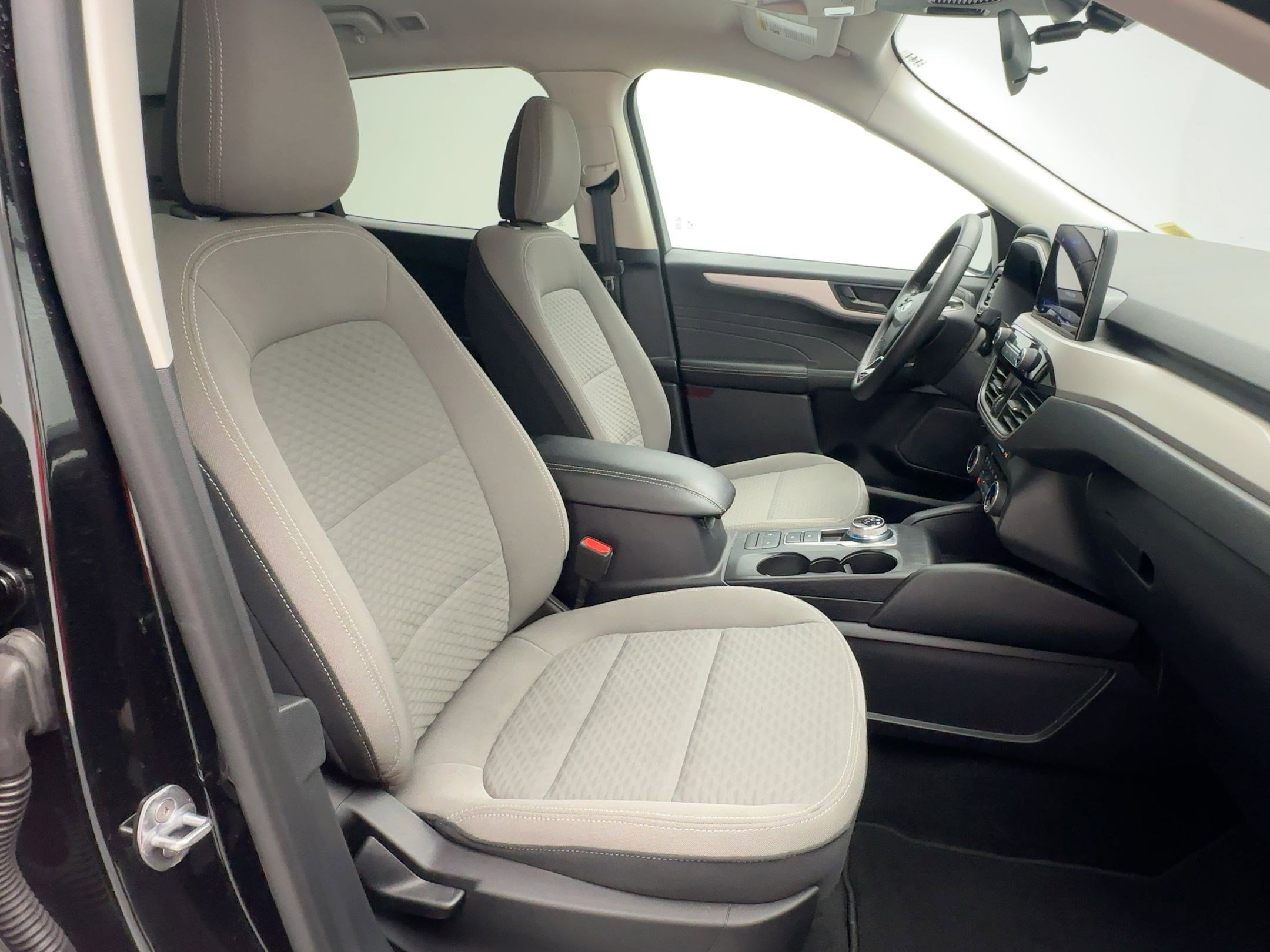 Used 2022 Ford Escape SE w/ Convenience Package image 28