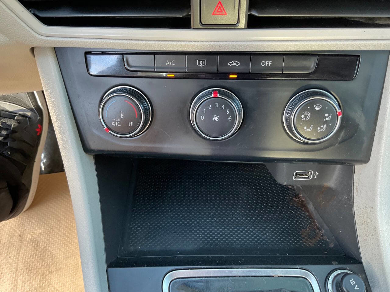 Used 2019 Volkswagen Jetta S image 17