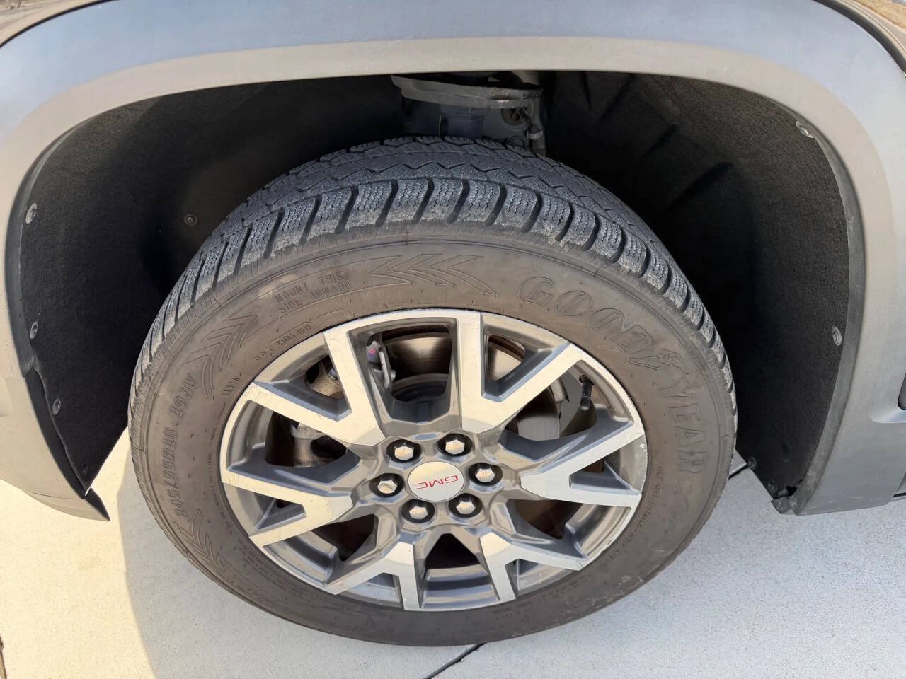 Used 2021 GMC Acadia SLE AWD/4WD image 13