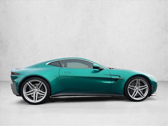 Used 2025 Aston Martin V8 Vantage Coupe image 4
