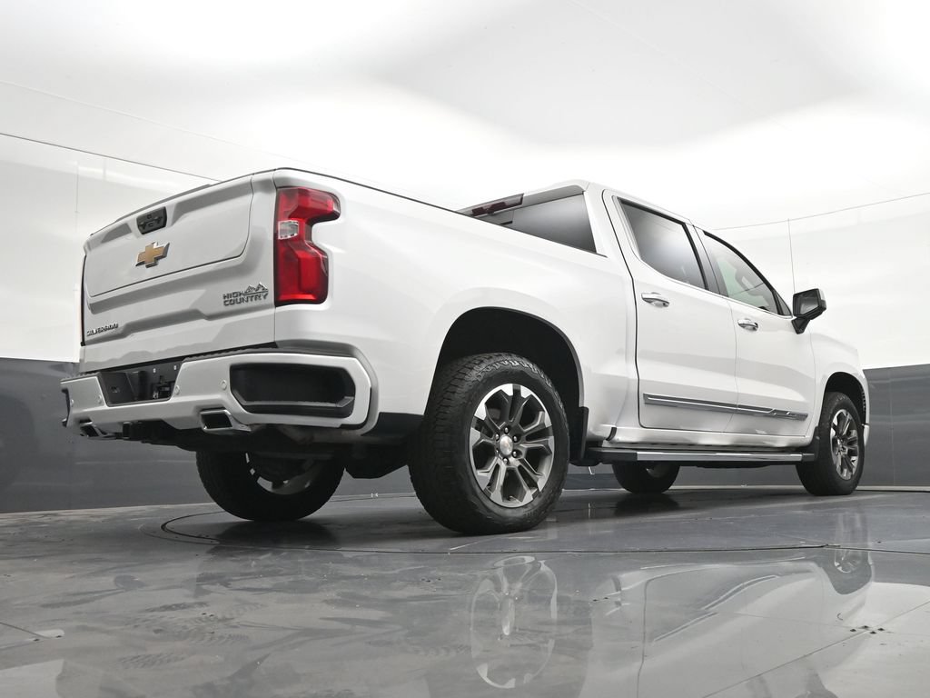 Used 2024 Chevrolet Silverado 1500 High Country AWD/4WD image 27