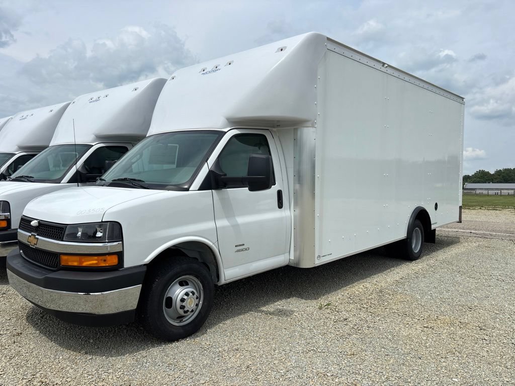New 2026 Chevrolet Express 4500 w/ Power Convenience Package RWD image 3