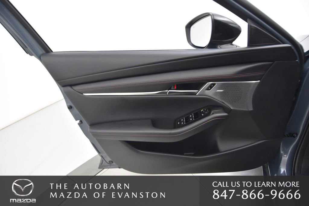 Used 2023 MAZDA MAZDA3 s FWD image 31