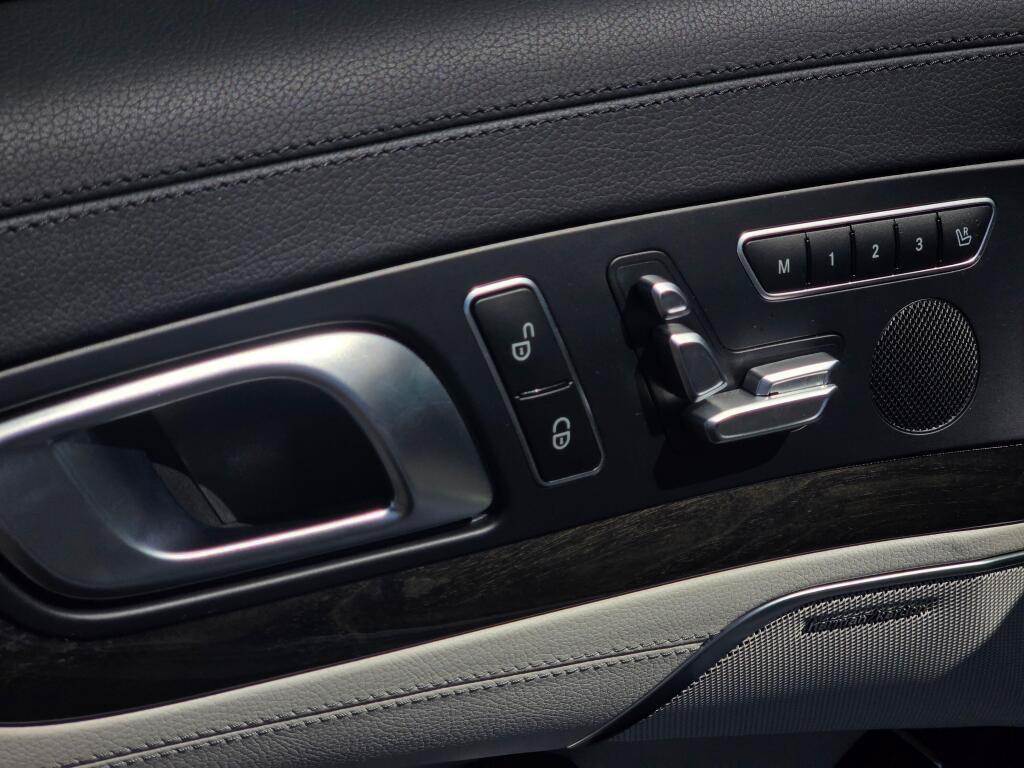 Used 2020 Mercedes-Benz SL 450 image 32