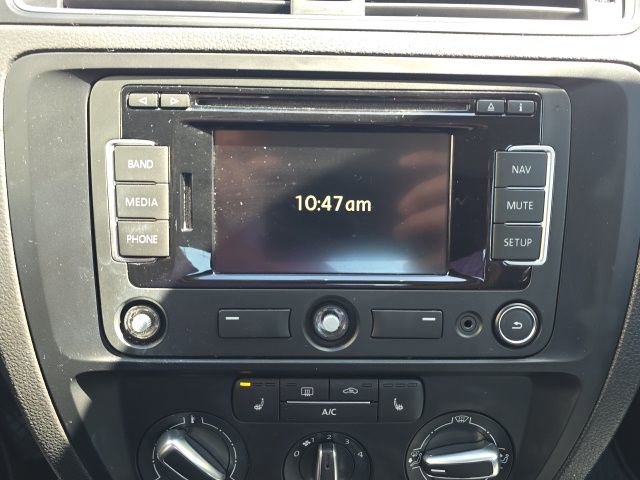 Used 2015 Volkswagen Jetta SE FWD image 15