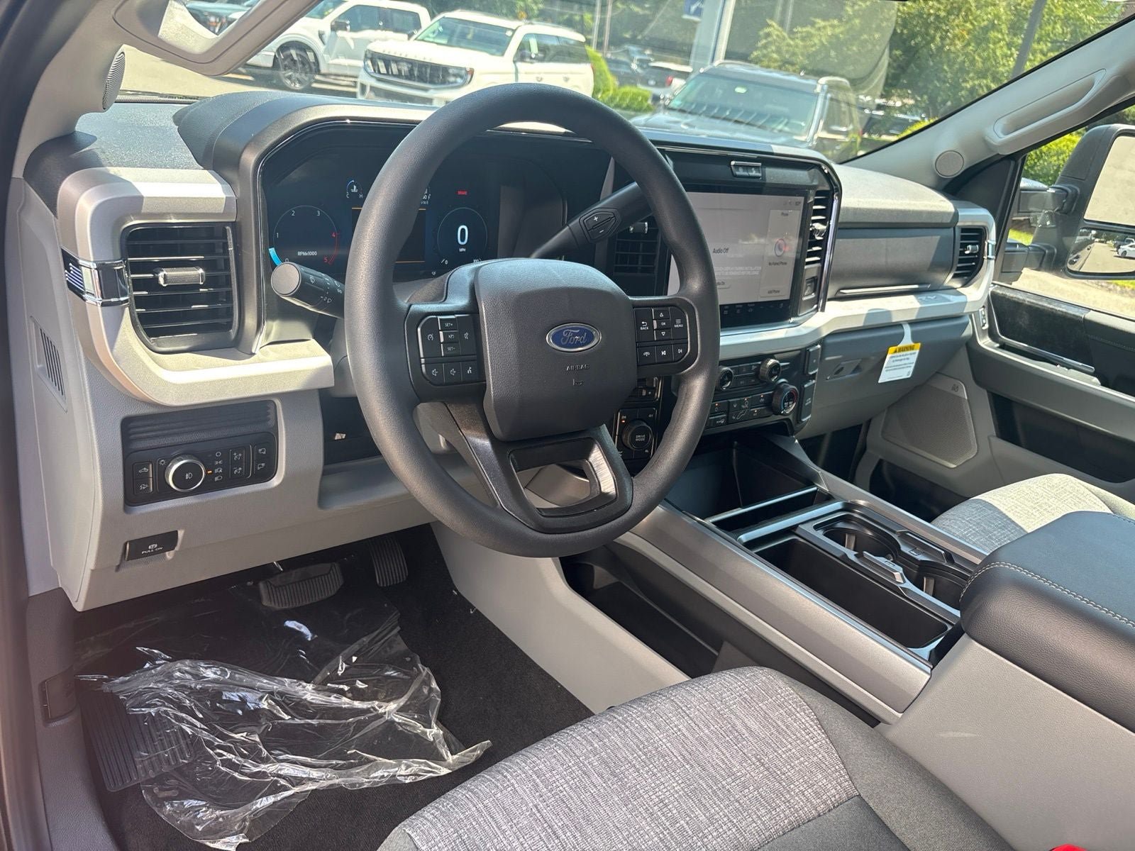 New 2026 Ford F250 XLT w/ XLT Premium Package AWD/4WD image 12