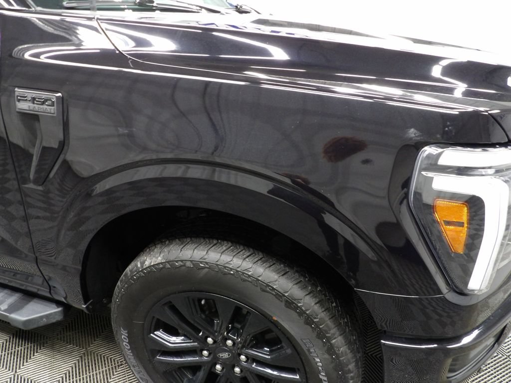 Used 2025 Ford F150 Lariat AWD/4WD image 41