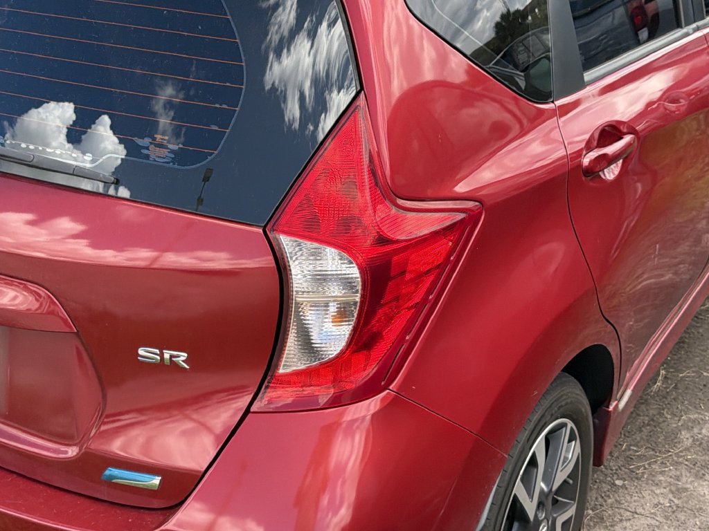 Used 2015 Nissan Versa Note SR w/ SR Tech Package FWD image 7