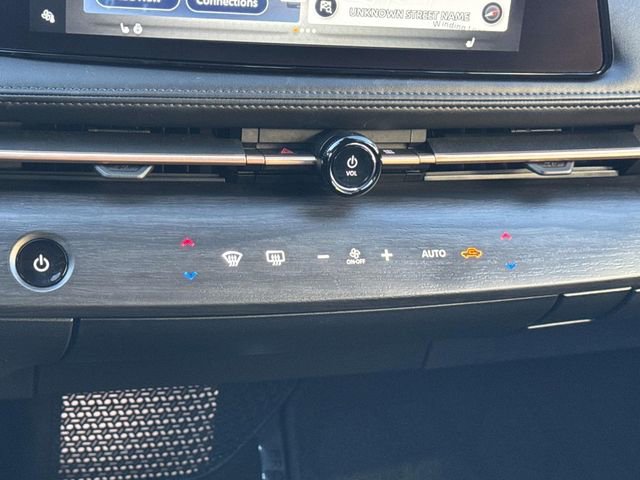 Used 2023 Nissan Ariya AWD image 20