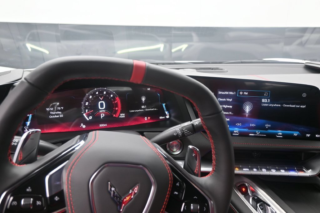 Used 2027 Chevrolet Corvette Z06 RWD image 14