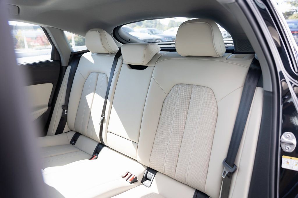 Used 2025 Audi A5 2.0T Premium Plus w/ Premium Plus image 8