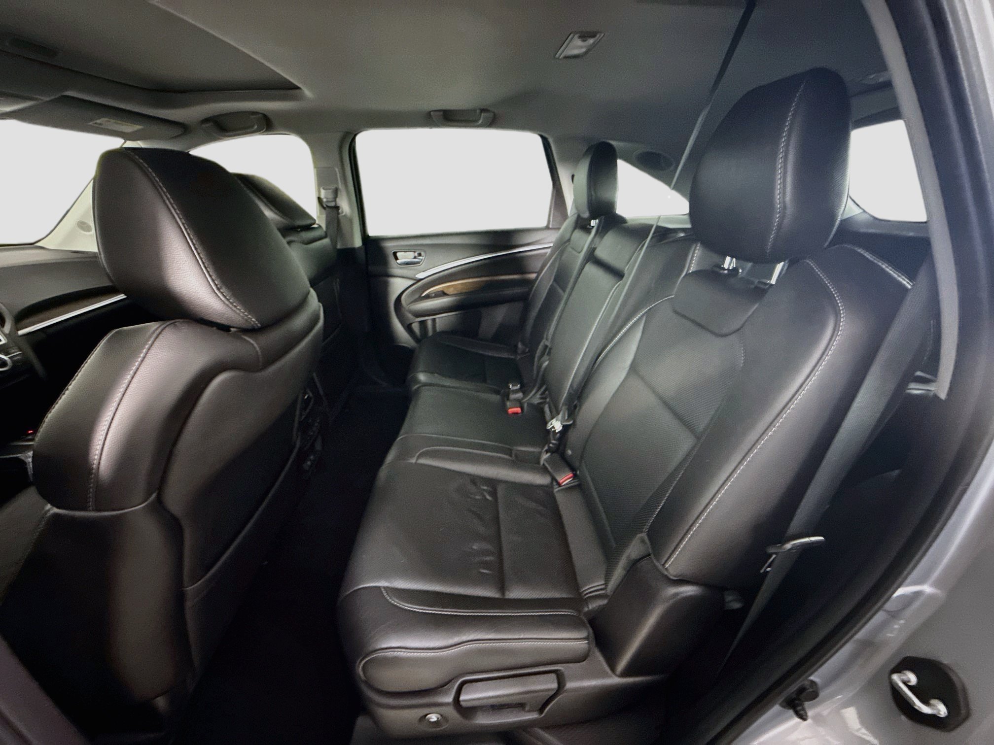 Used 2020 Acura MDX w/ Technology Package AWD/4WD image 25