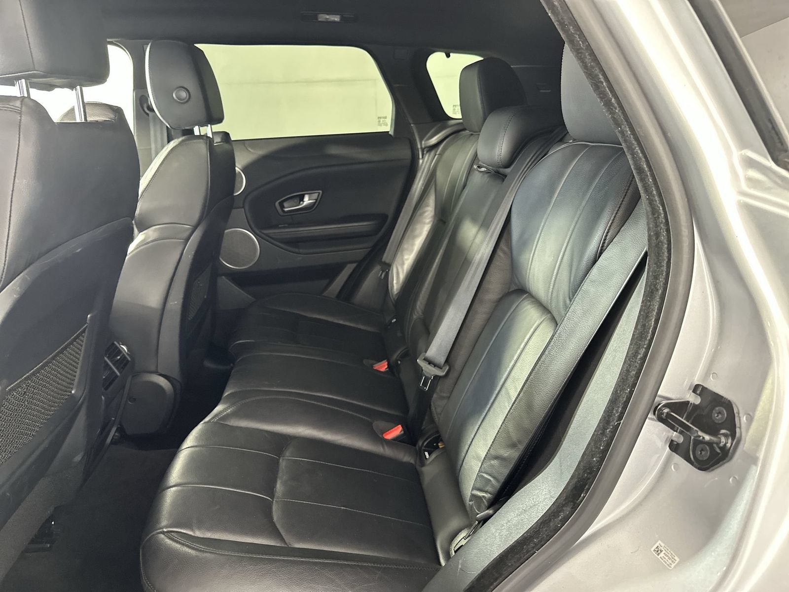 Used 2017 Land Rover Range Rover Evoque SE AWD/4WD image 23