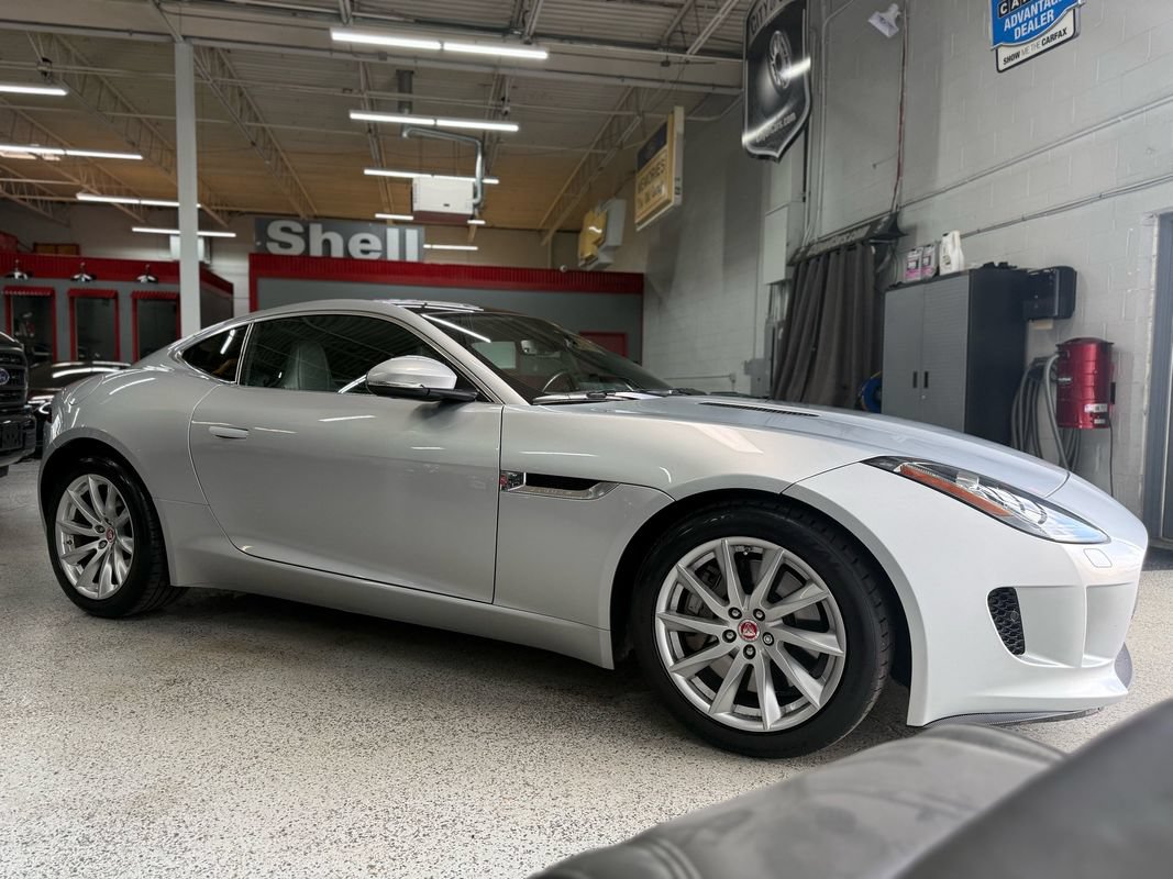 Used 2015 Jaguar F-TYPE Coupe RWD image 6