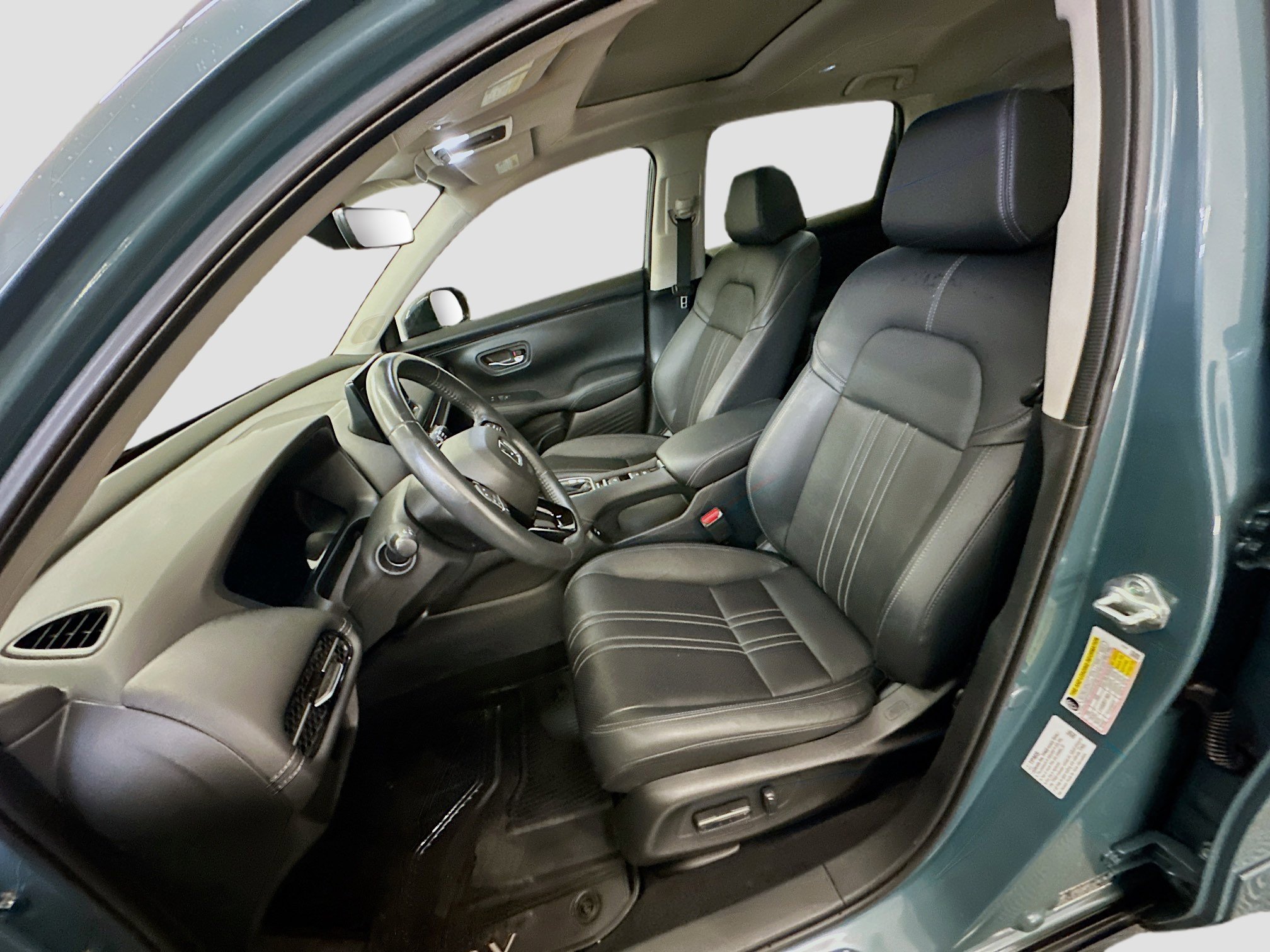 Used 2024 Honda HR-V EX-L image 13