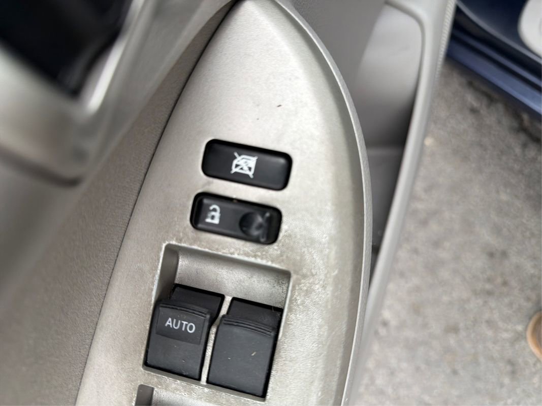 Used 2012 Toyota Corolla LE image 46