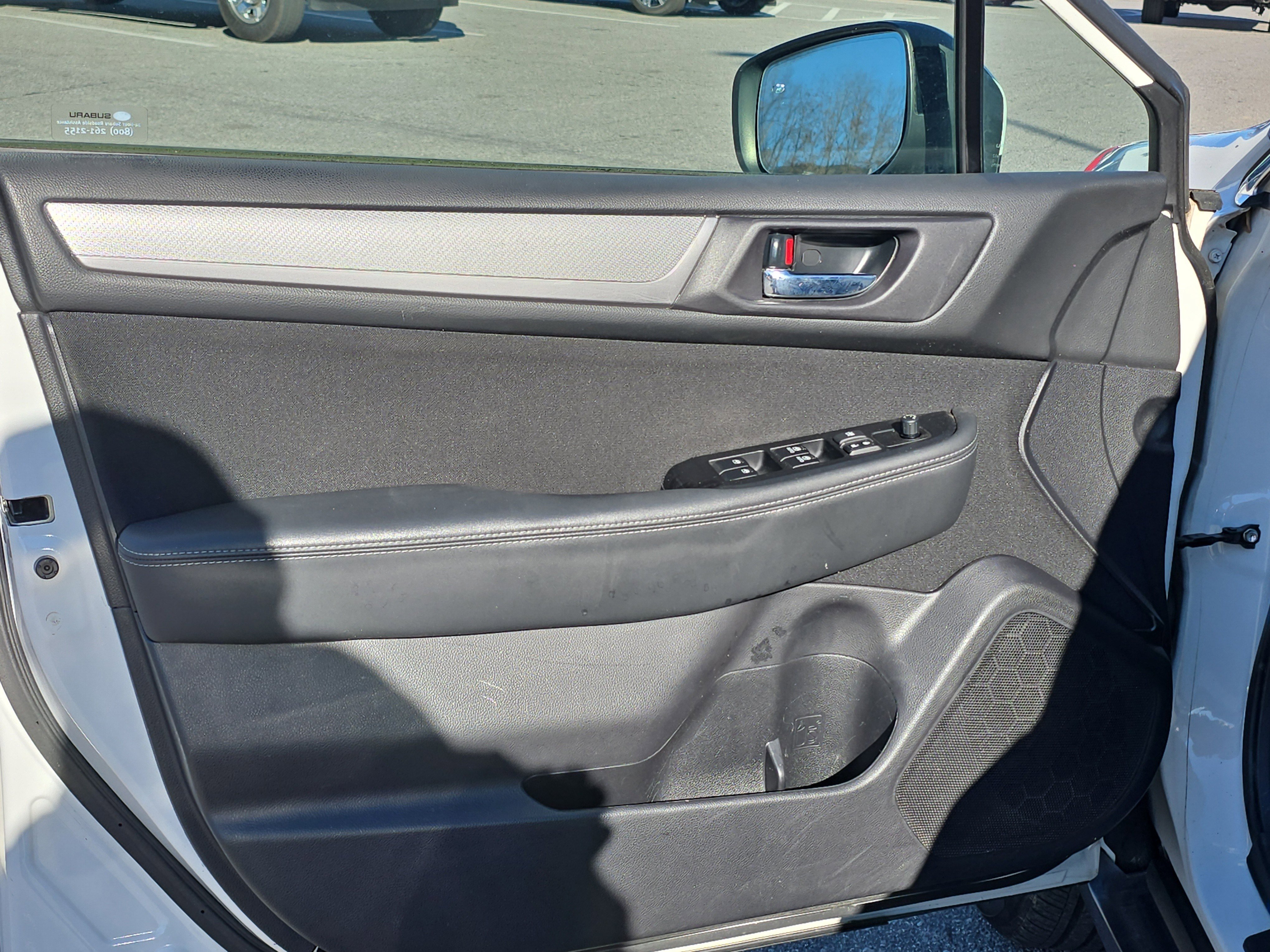 Used 2019 Subaru Outback 2.5i Premium image 18