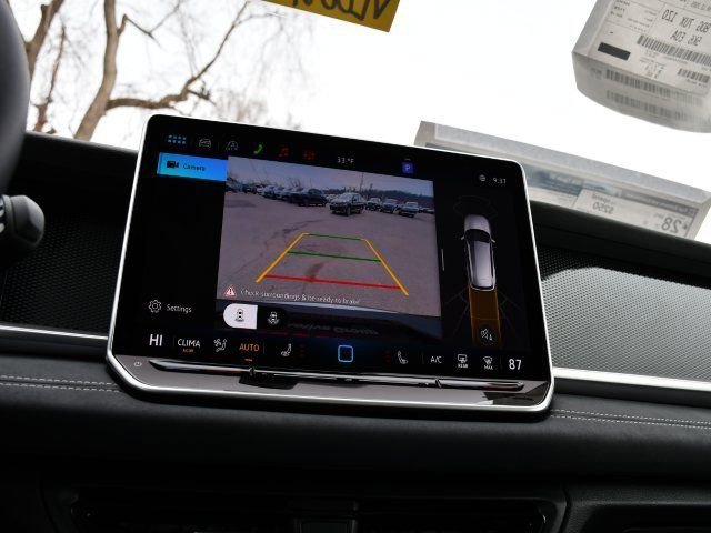 New 2026 Volkswagen Tiguan SE FWD image 13