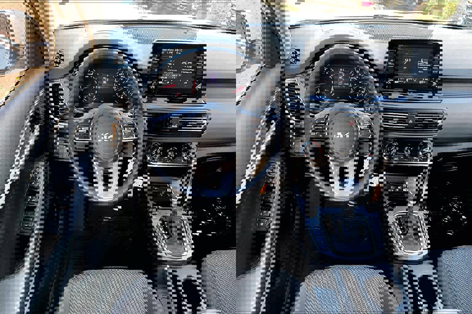 Used 2023 Kia Seltos LX image 5