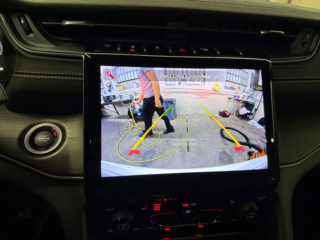 Used 2023 Jeep Grand Cherokee Limited w/ Trailer Tow Prep Group (B) image 22