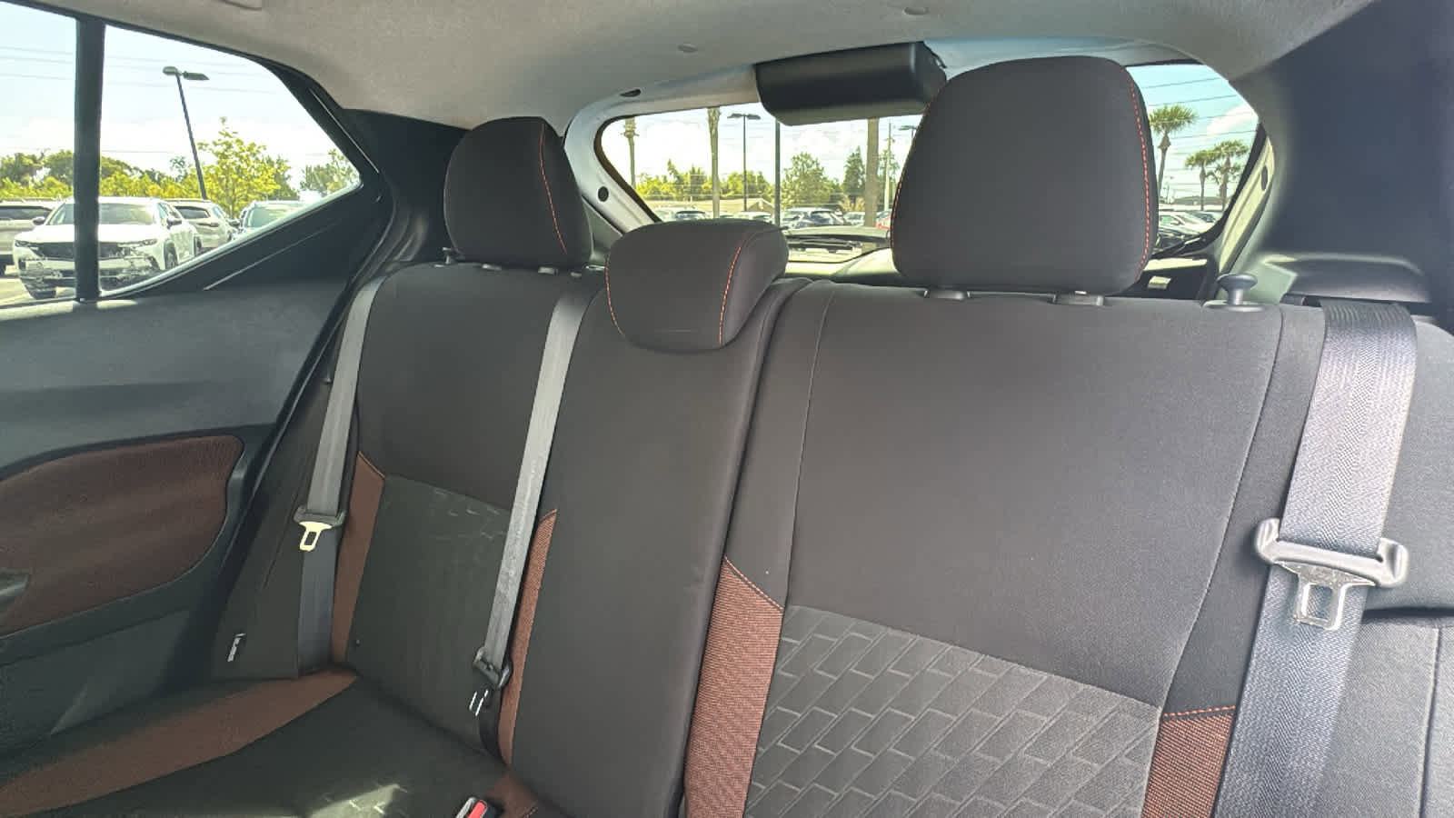 Used 2024 Nissan Kicks SR image 33