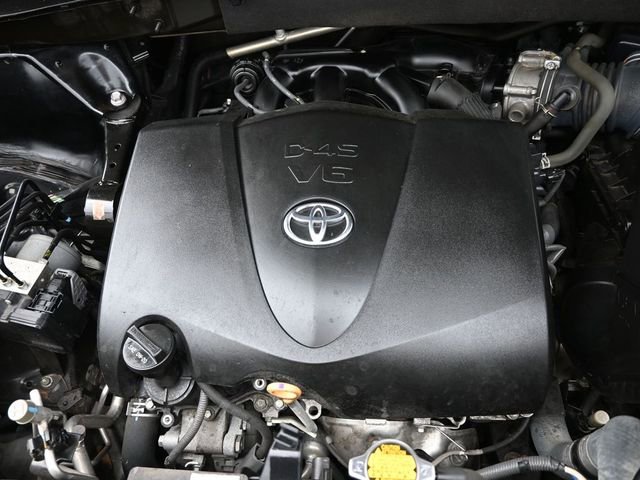 Used 2017 Toyota Highlander Limited AWD/4WD image 36