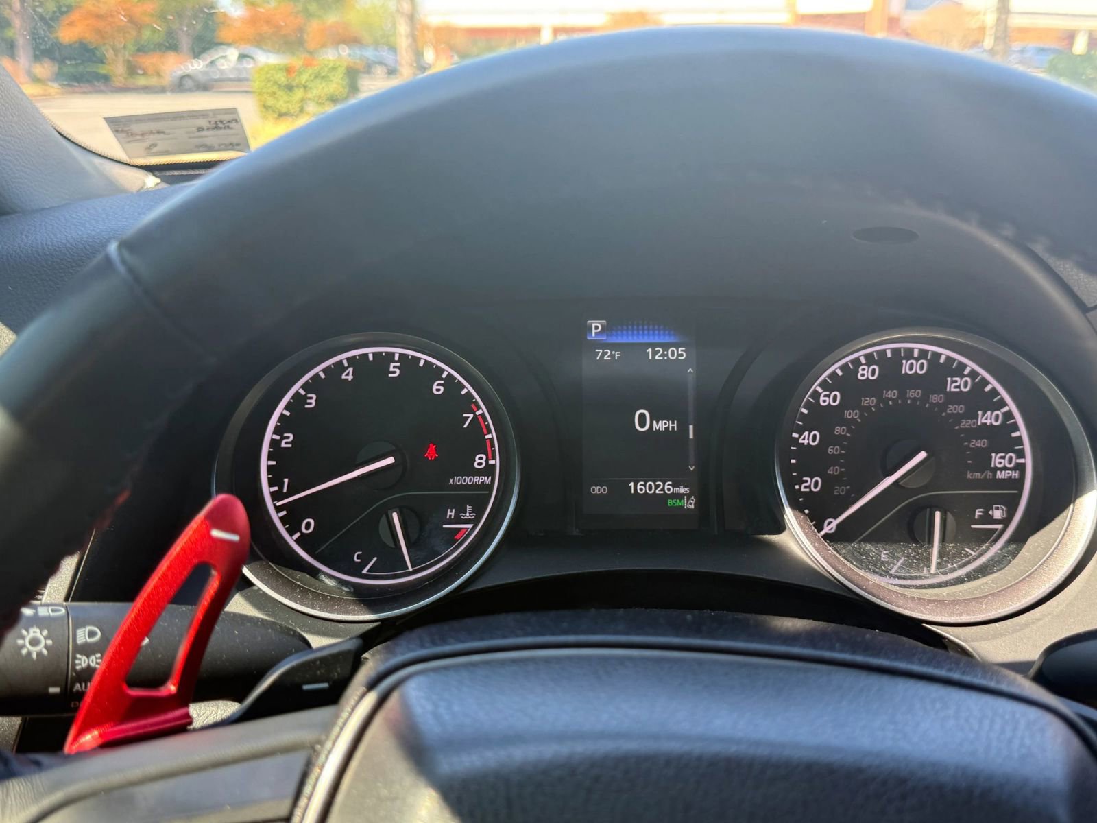 Used 2024 Toyota Camry SE w/ Convenience Package image 12